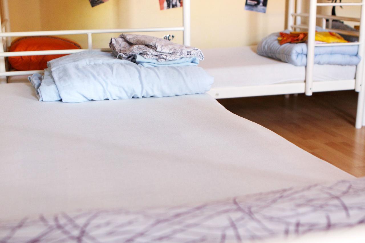 Ruta 80 Hostel Brno Bagian luar foto